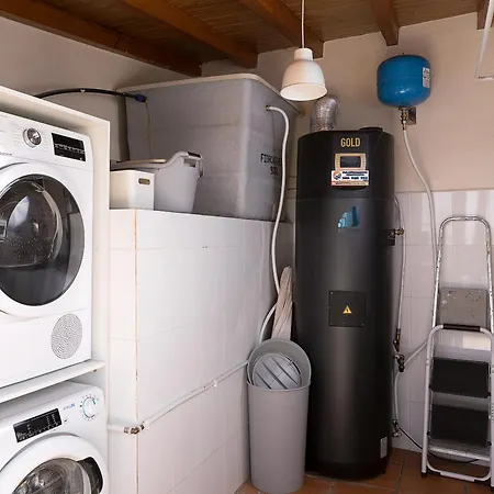 Corman House, Sea View & Pool Holiday home