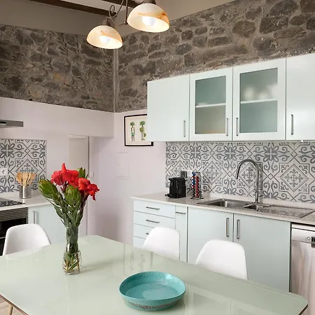 Holiday home Corman House, Sea View & Pool