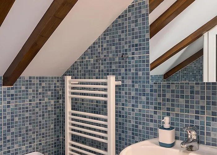 Vakantiehuis Corman House, Sea View & Pool Arco da Calheta (Madeira)